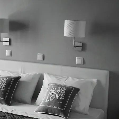 Thea Fresh Apartment