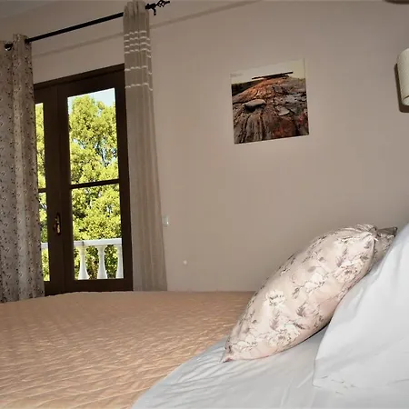 Thea Fresh Apartment