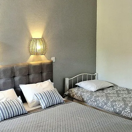 Thea Fresh Apartment